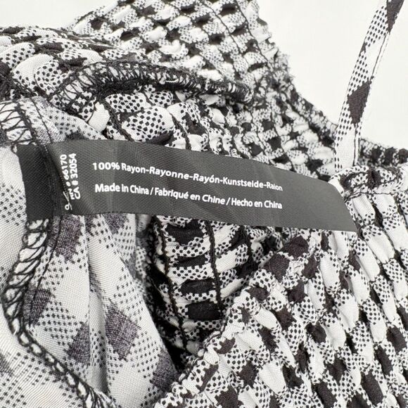 NWT Urban Outfitter Out from Under Izzy Smocked Gingham Romper, Sz Med, Vacation - Picture 10 of 11